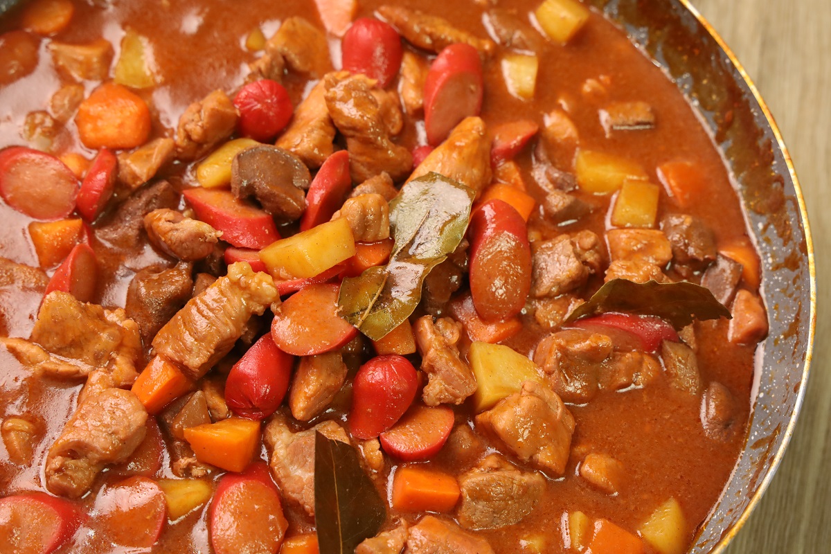 Pork Menudo Recipe ( Pork Stew ) - Christmas Recipe Friend Cheap Menu
