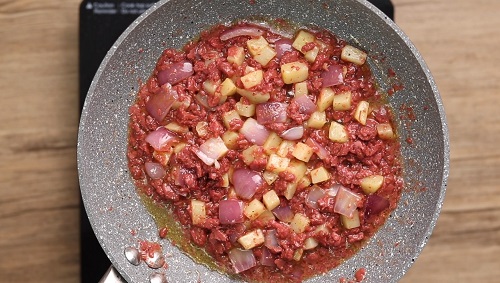 Ginisang Corned Beef