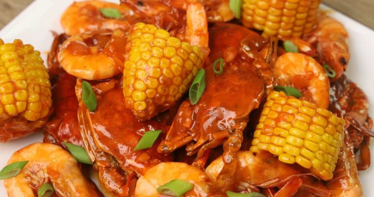 Spicy Seafood Recipe (Shrimp and Crabs)