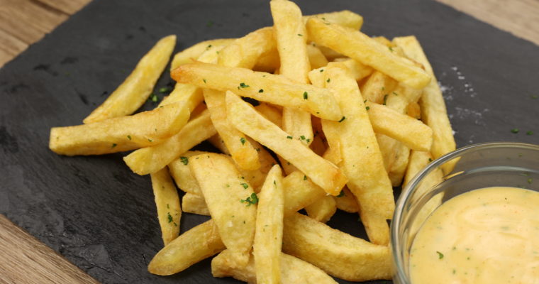French Fries with Cheese Sauce (Super Crispy)