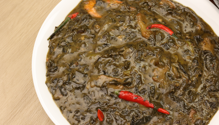The Best Laing Recipe (w/ Shrimp and Dried Taro Leaves)￼